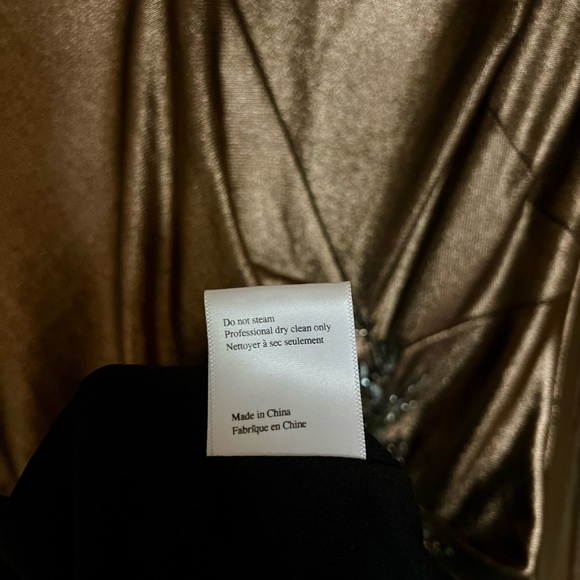 Marchesa Notte Bronze Gold Metallic Foiled Lamé Long-Sleeve Cocktail Dress - Picture 7 of 10